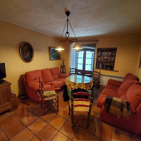 Casa Rural El Callejo Hinojosa de Duero Buitenkant foto